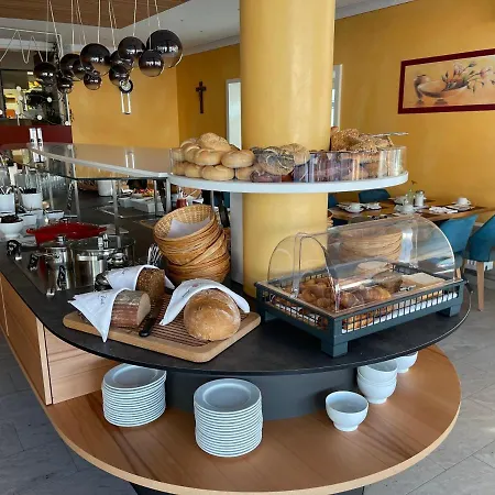 梅切恩莫瑟尔酒店 酒店