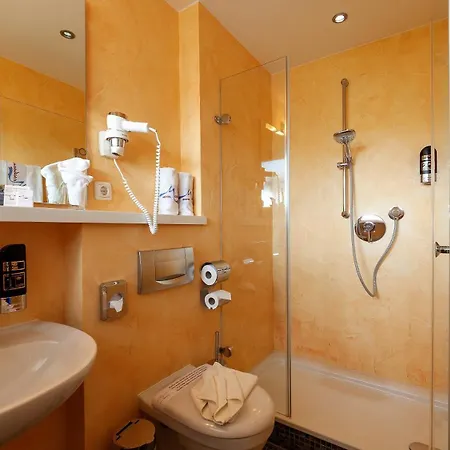 梅切恩莫瑟尔酒店 酒店