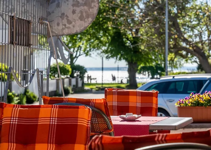 Meschenmoser ホテル ランゲナルゲン